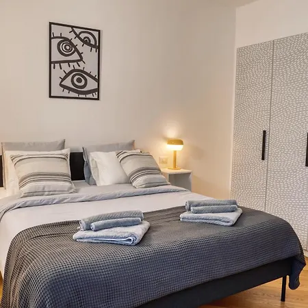 Stadium Stay- Central, Quiet, Easy Parking Apartment Verona